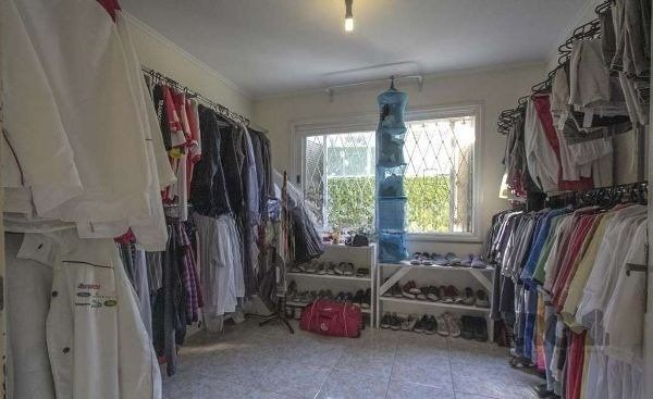 Casa à venda com 3 quartos, 215m² - Foto 4