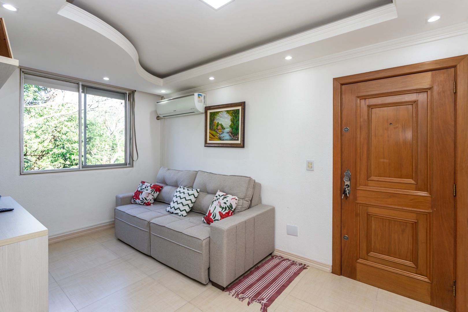 Apartamento no Jardim Itú de 2 dormitórios *vaga rotativa semi mobiliado