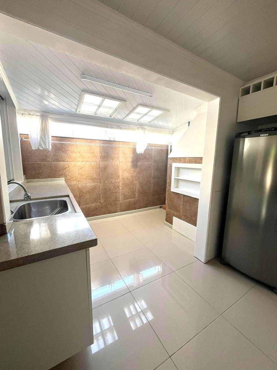 Casa de Condomínio à venda com 3 quartos, 80m² - Foto 9