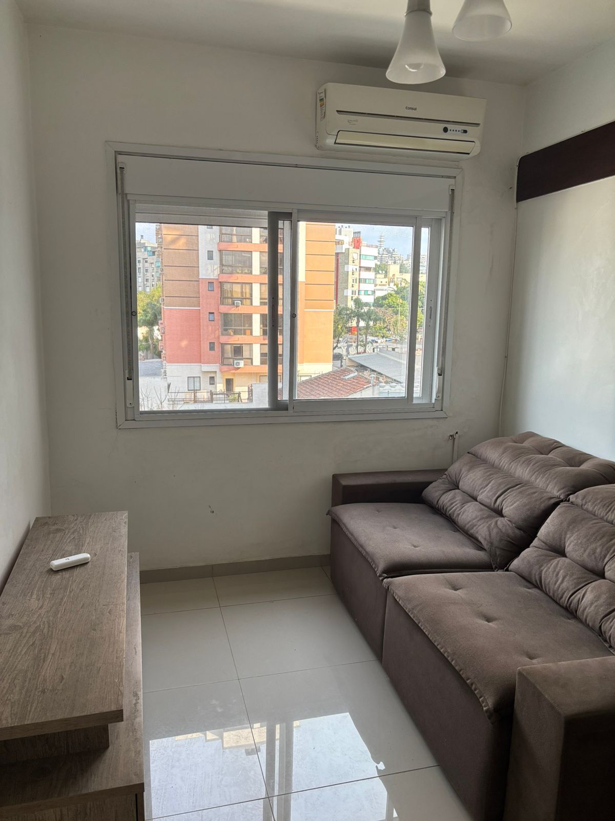 Apartamento à venda com 38m², 1 quarto, 1 vaga no bairro Menino Deus em Porto Alegre