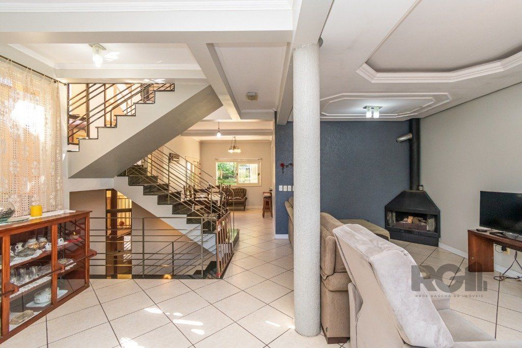 Casa à venda com 5 quartos, 380m² - Foto 6
