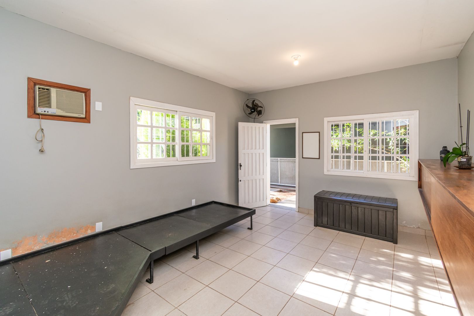 Casa à venda com 4 quartos, 334m² - Foto 6