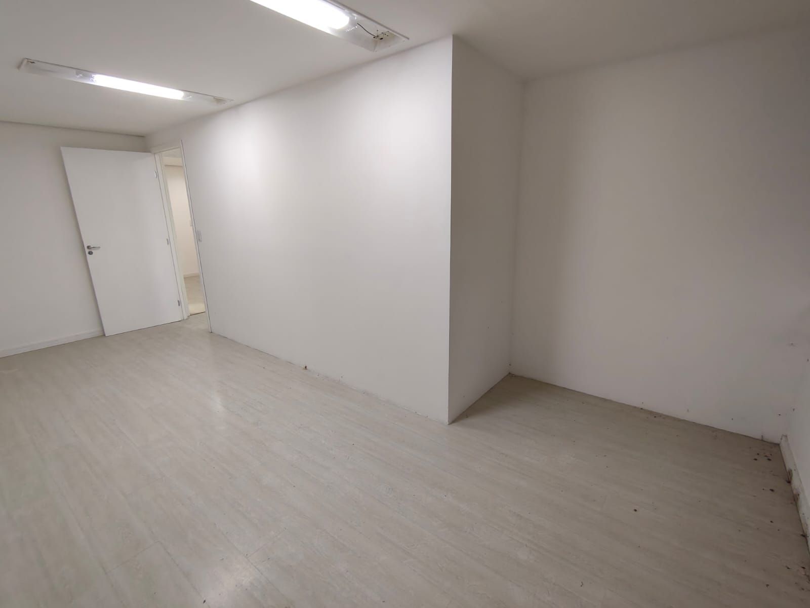 Sala Comercial, 1 sala, à venda, 59 m², Petrópolis - Porto Alegre — foto 5