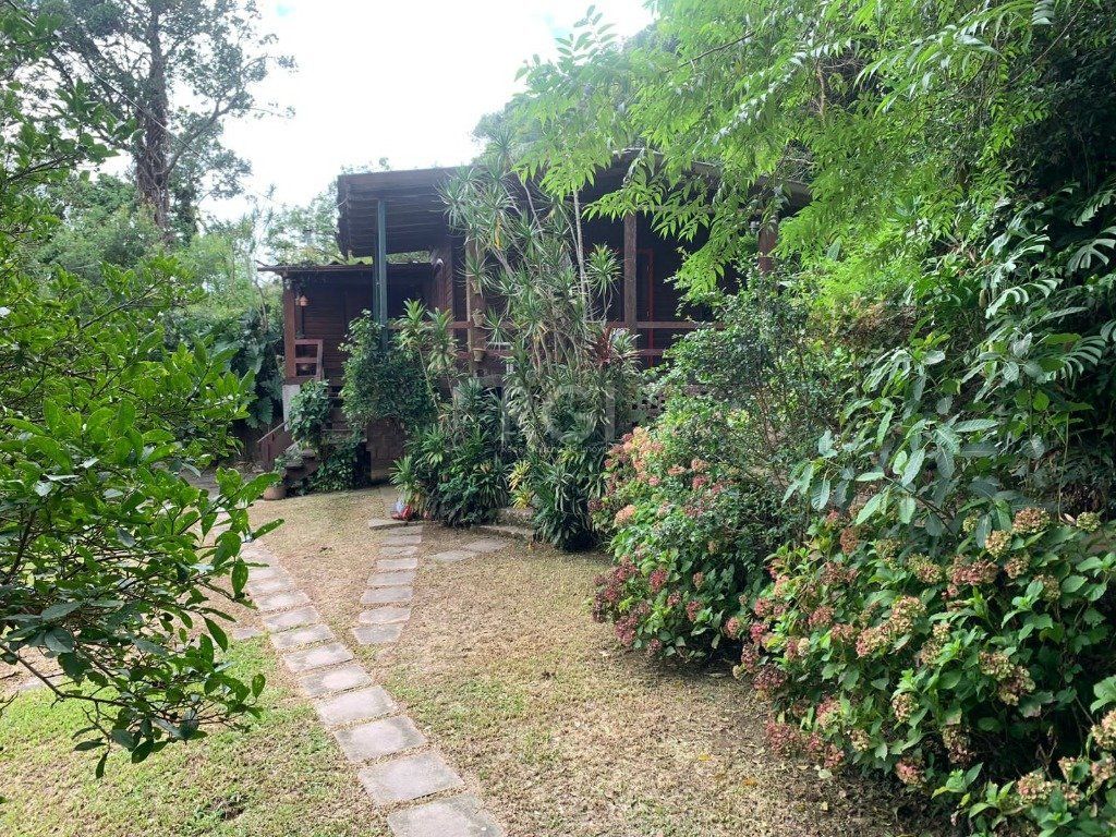 Casa à venda com 3 quartos, 201m² - Foto 17