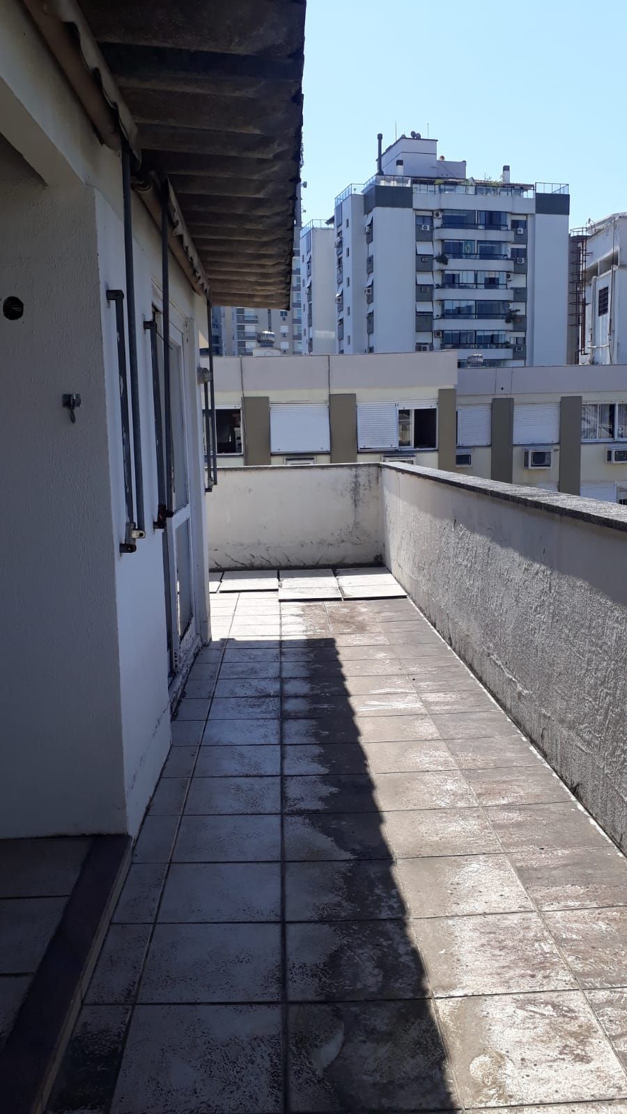 Cobertura à venda com 95m², 2 quartos, 1 suíte, 1 vaga no bairro Petrópolis em Porto Alegre