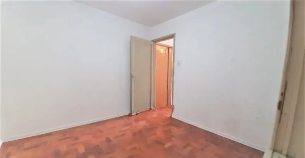 Casa à venda com 3 quartos, 100m² - Foto 8