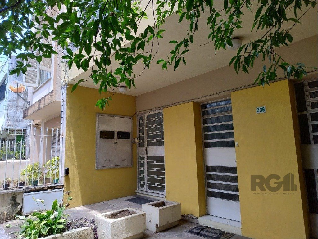 Casa, 2 quartos, 230 m² - Foto 1