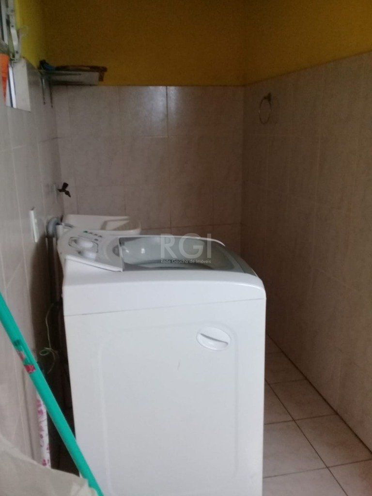 Casa à venda com 2 quartos, 348m² - Foto 11