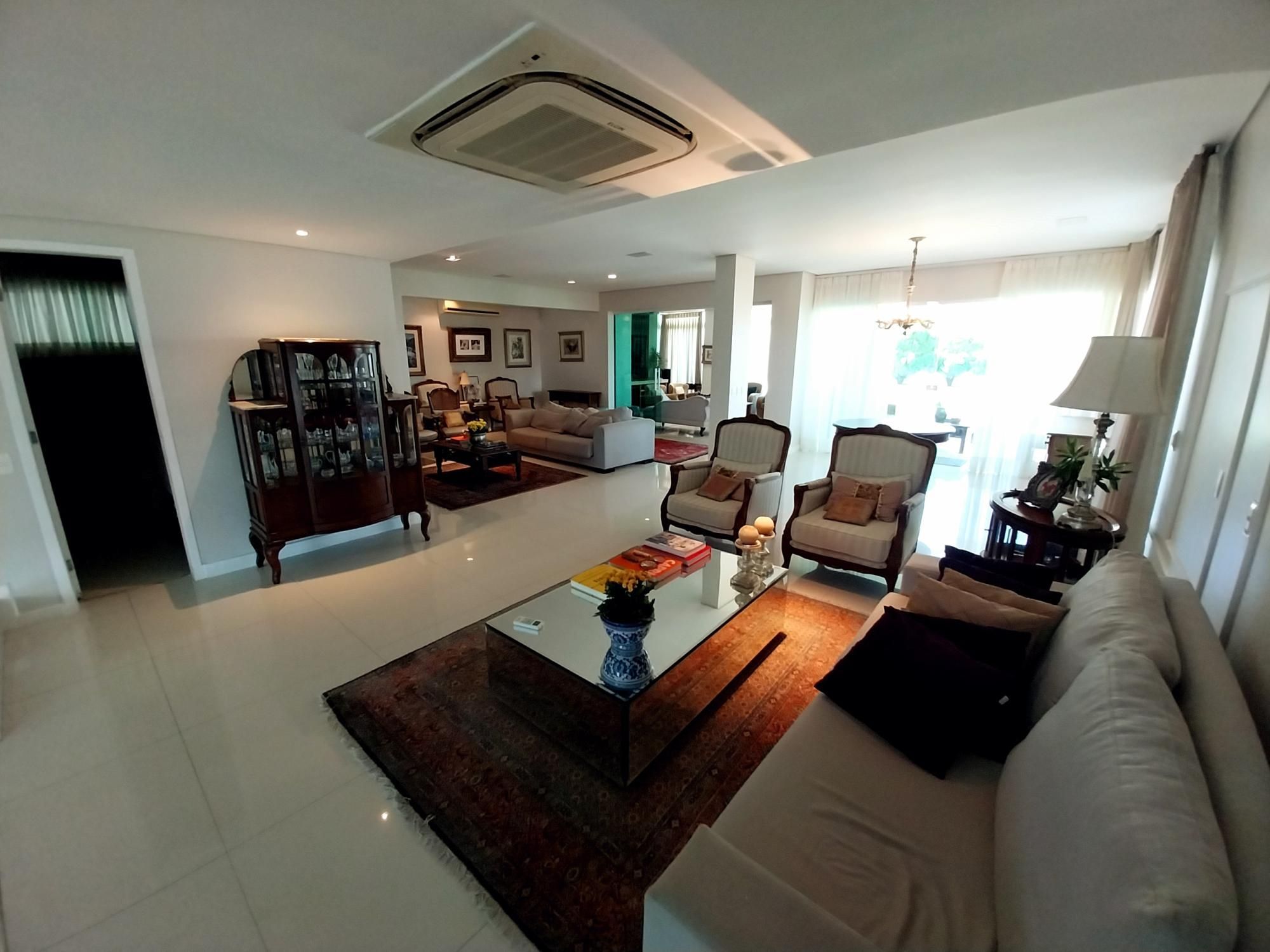 (CA2418) Excelente casa medindo 518m² localizada no Papicu