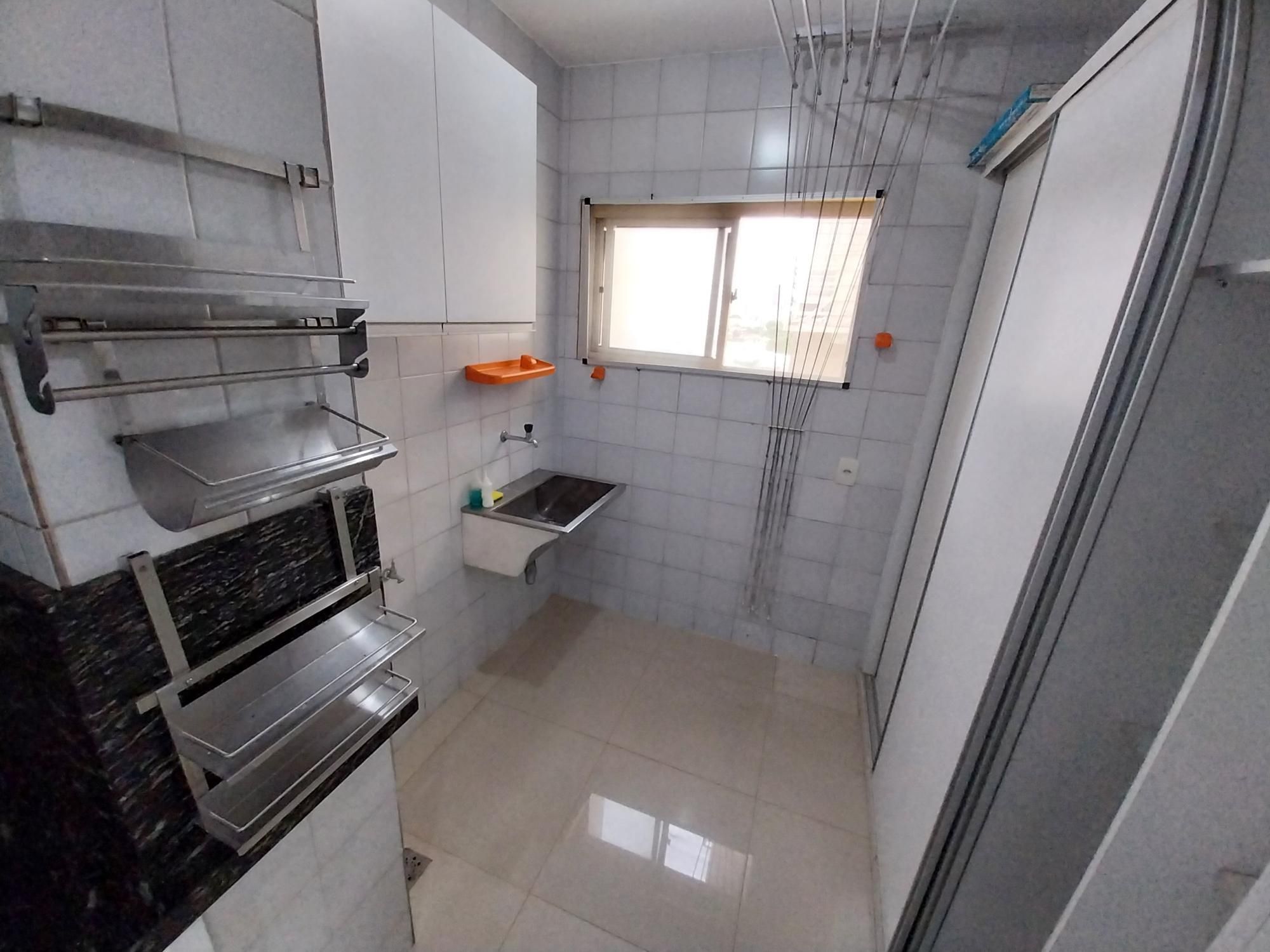 Apartamento à venda com 3 quartos, 107m² - Foto 33