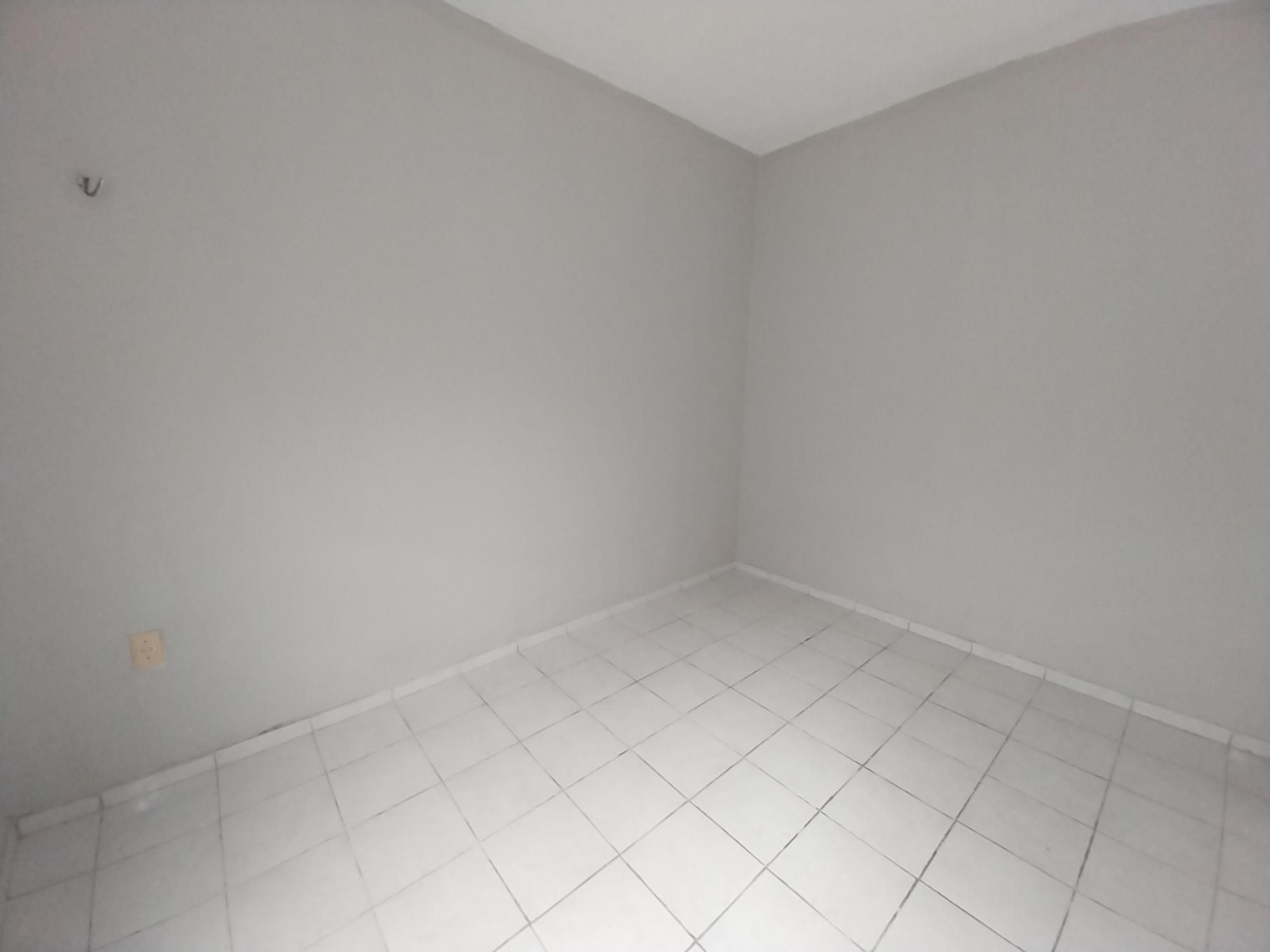 Casa para alugar com 2 quartos, 62m² - Foto 20