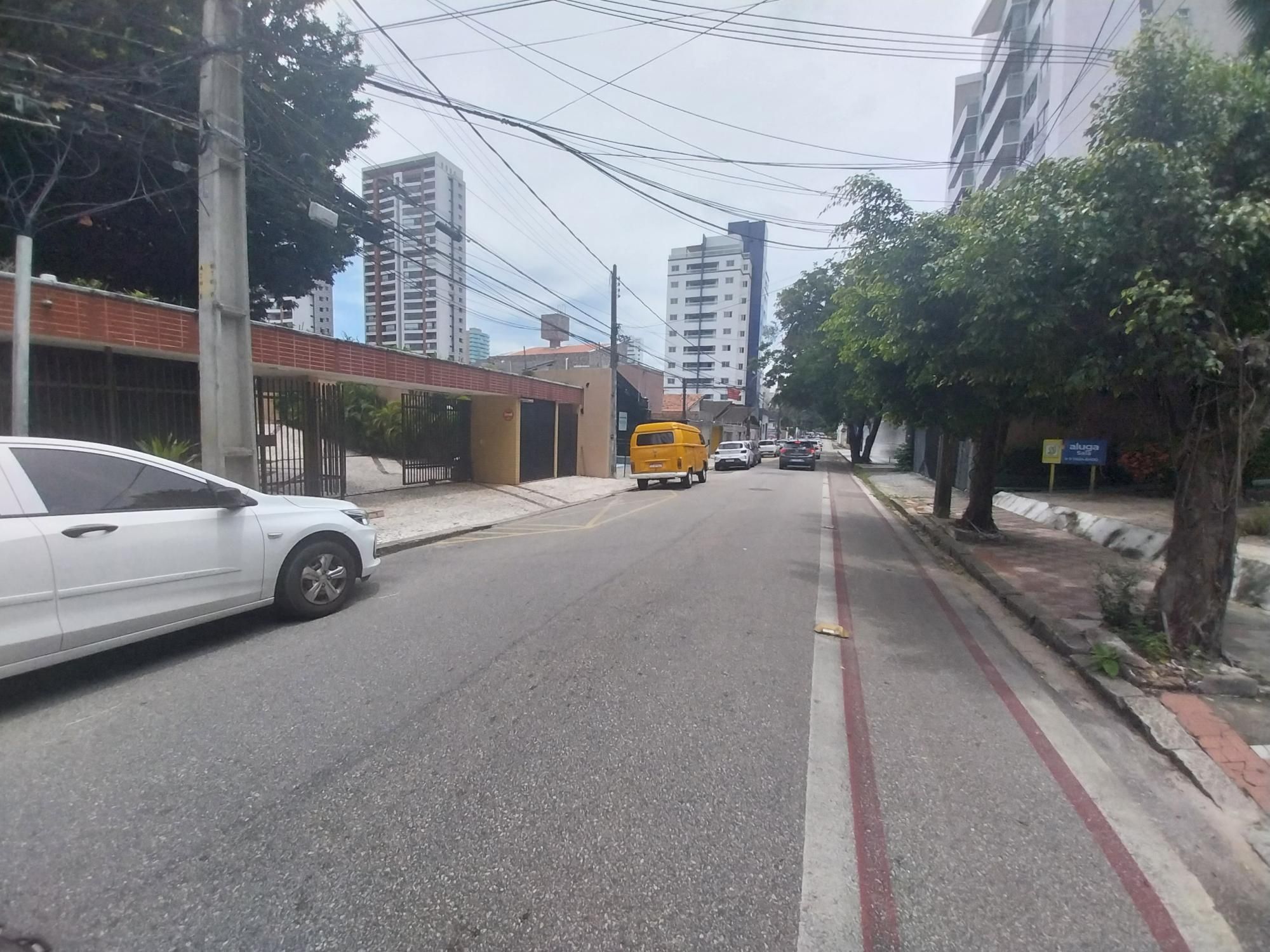 Apartamento para alugar com 4 quartos, 132m² - Foto 3