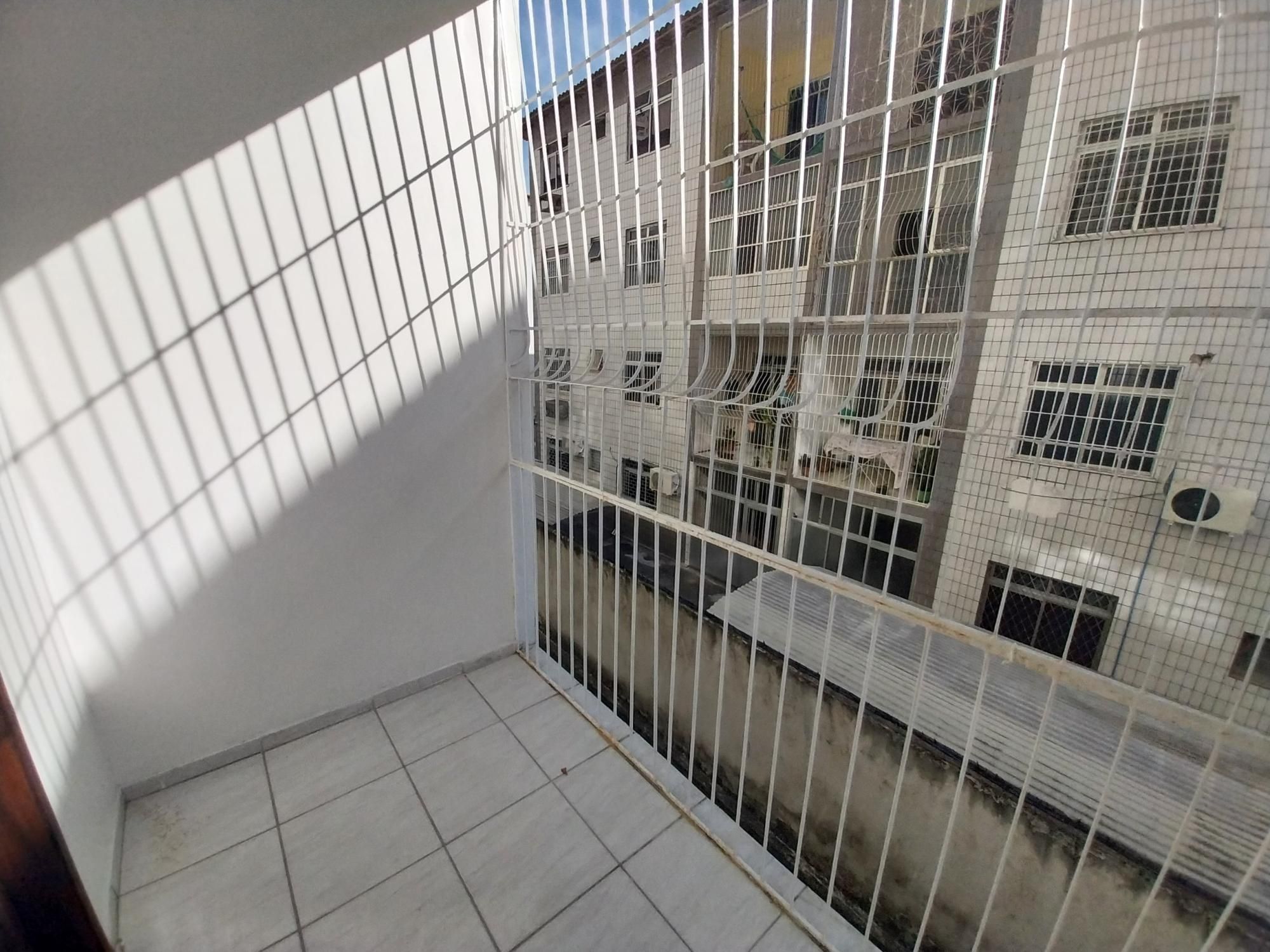 Apartamento à venda com 3 quartos, 93m² - Foto 15