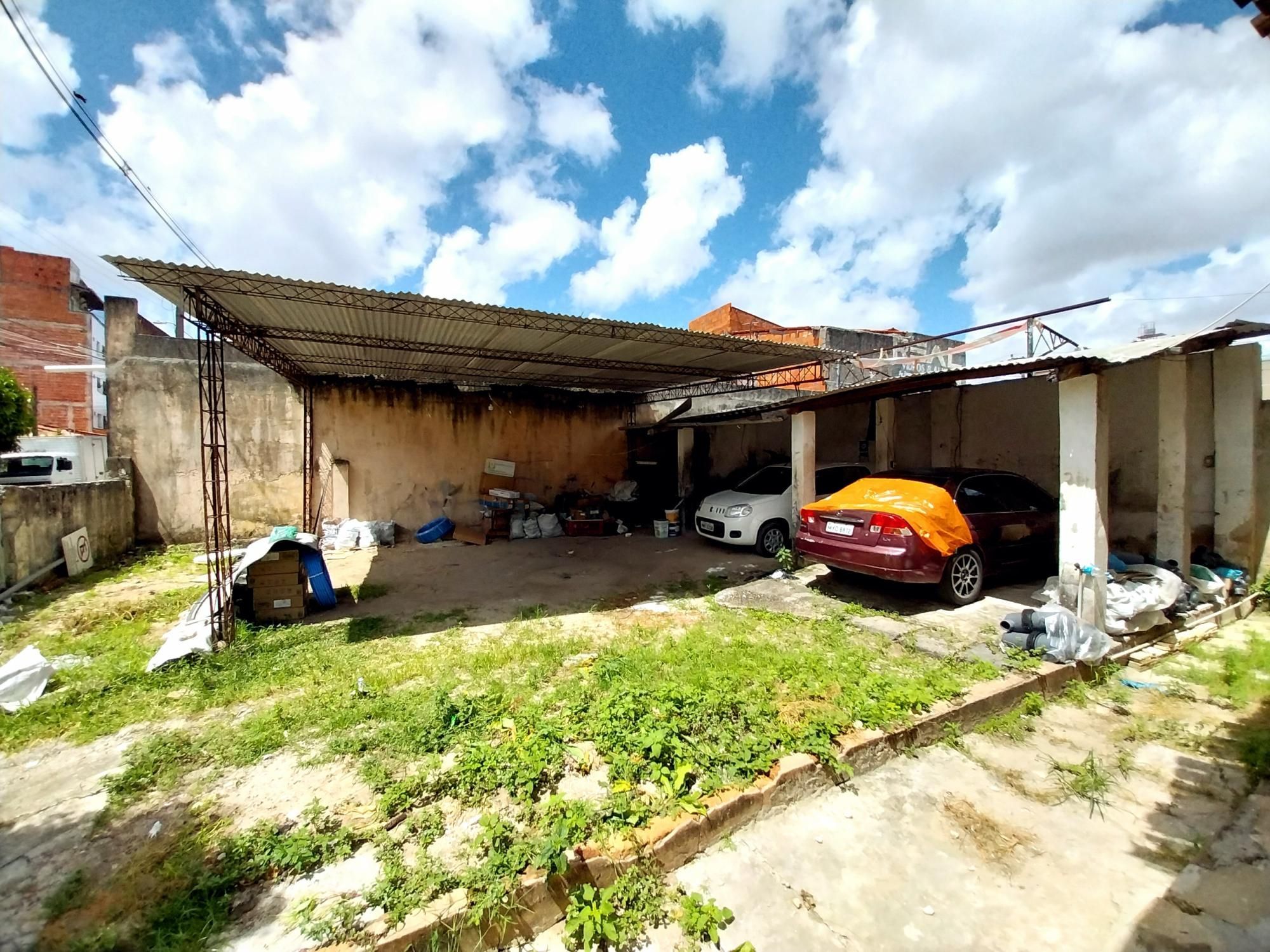 (ca8258) uma casa medindo 517,17m² localizada no bairro de f