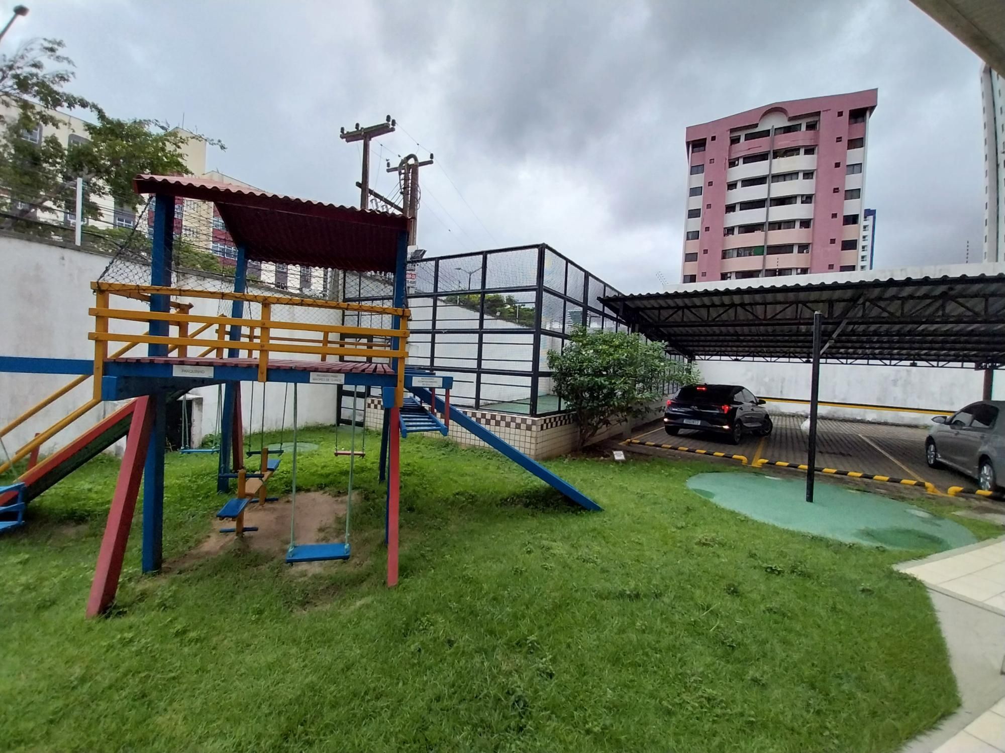 Apartamento à venda com 3 quartos, 107m² - Foto 10