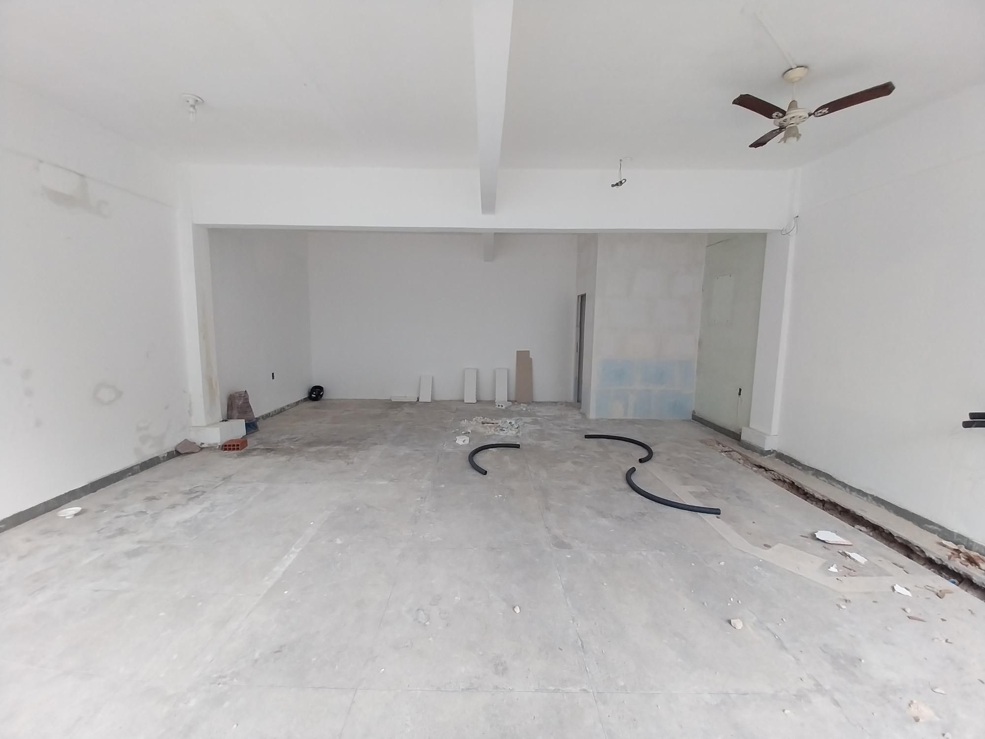 Loja-Salão para alugar com 1 quarto, 60m² - Foto 4