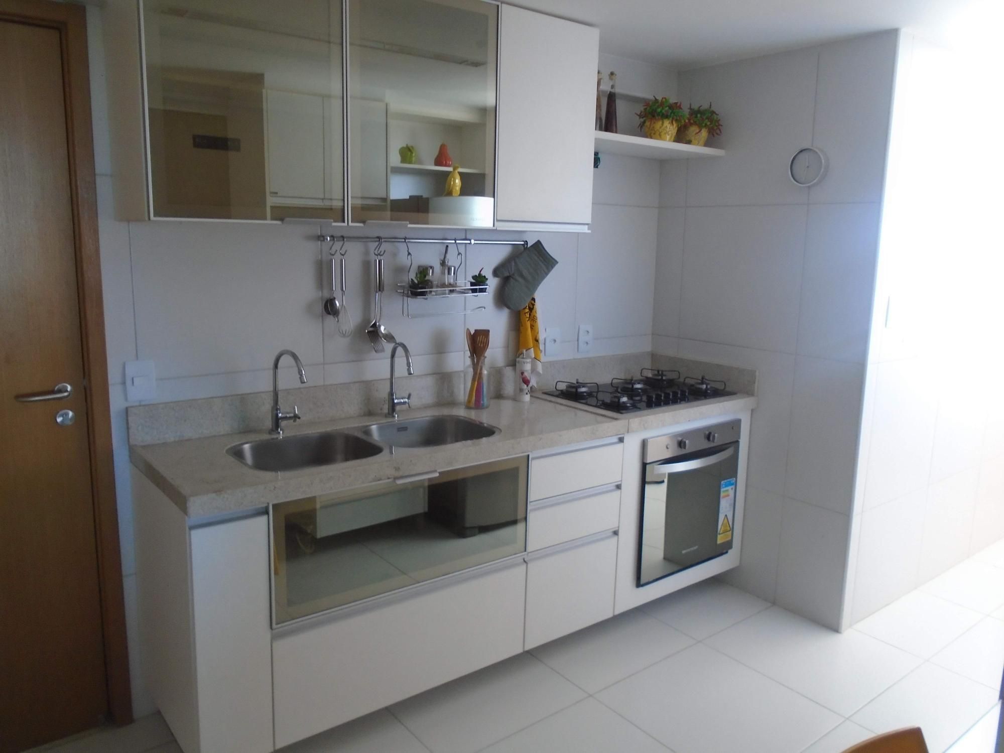 Apartamento à venda com 3 quartos, 146m² - Foto 18