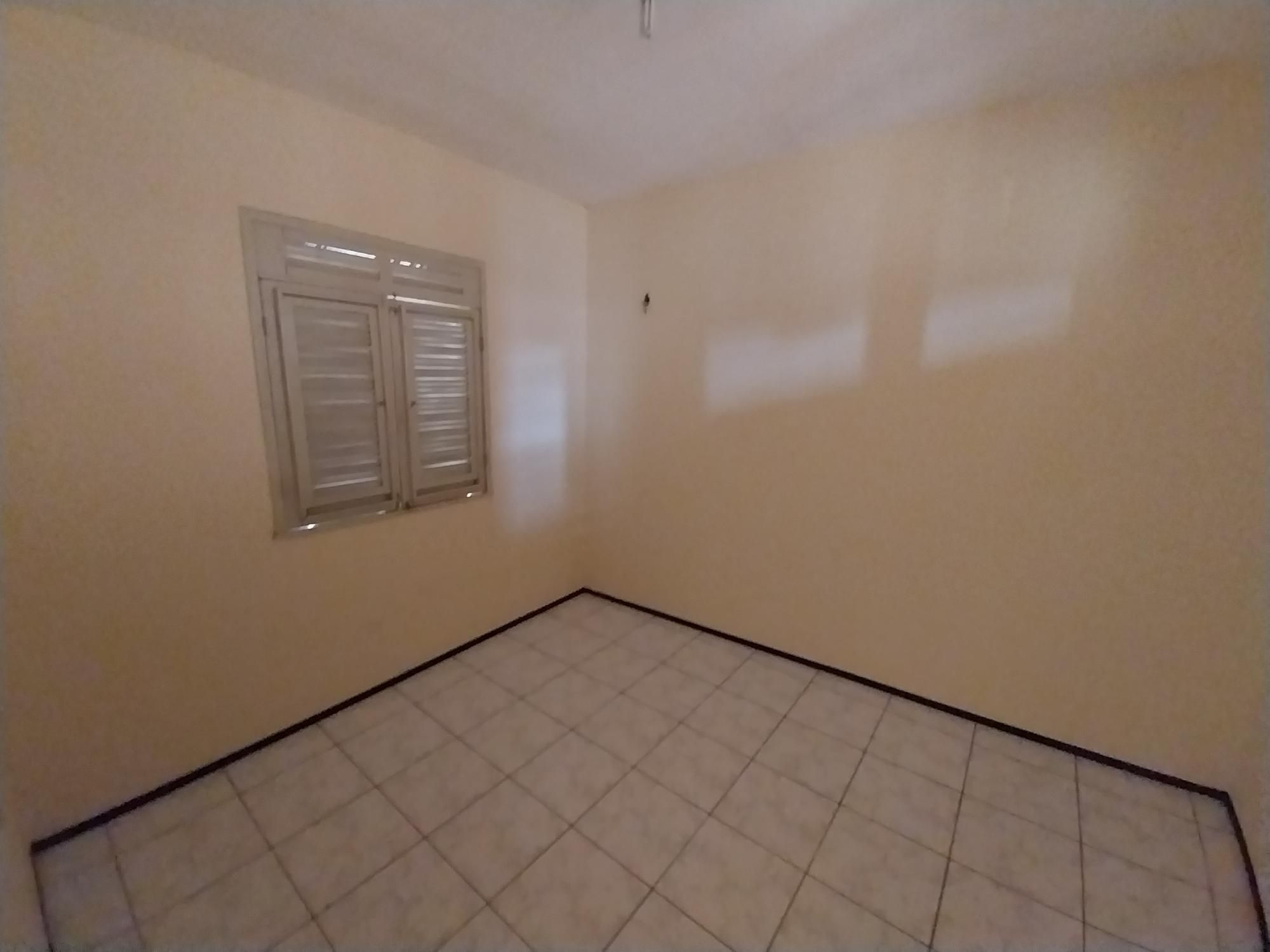 Casa Comercial à venda com 5 quartos, 241m² - Foto 27