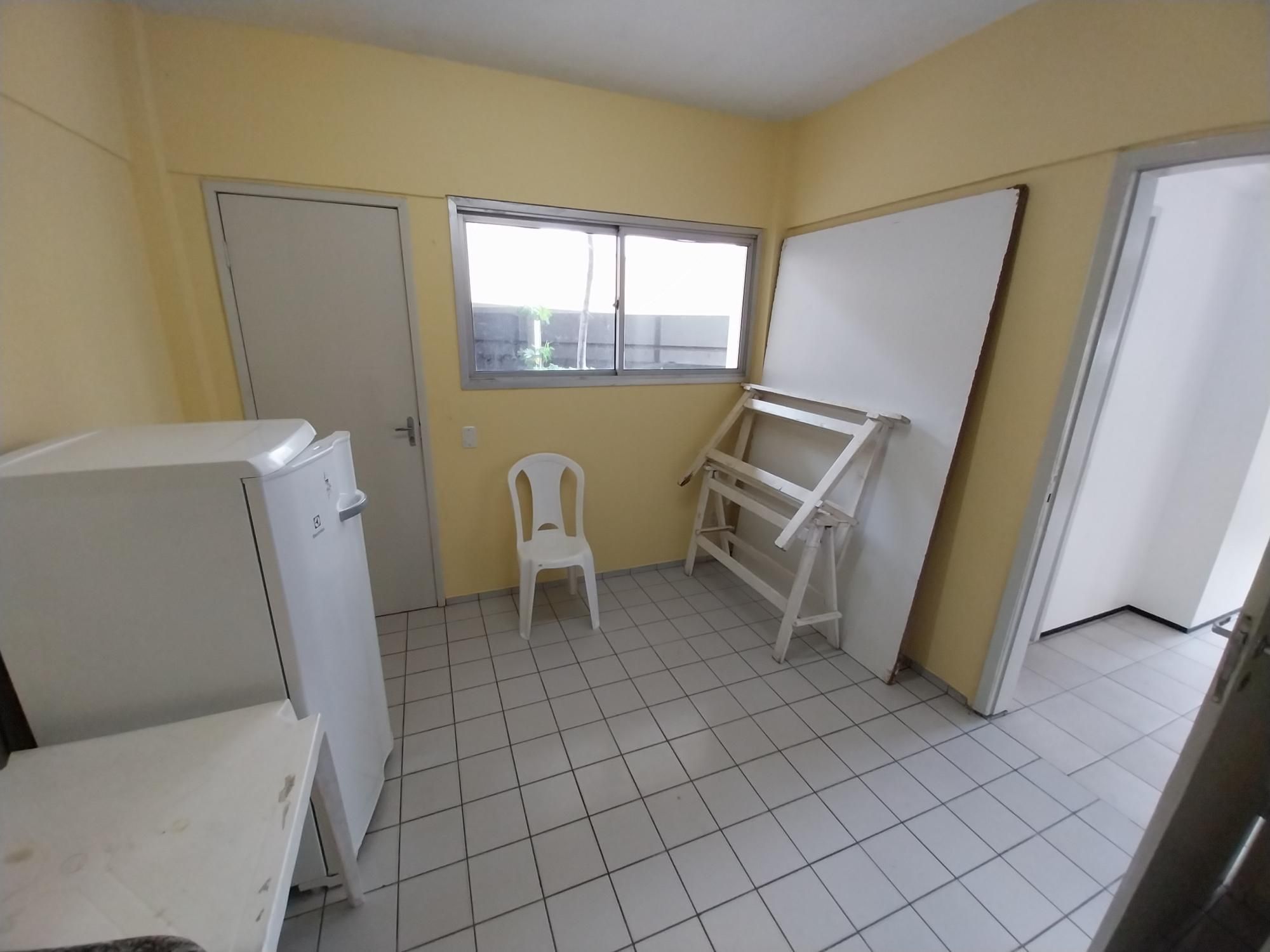 Apartamento à venda com 3 quartos, 107m² - Foto 19