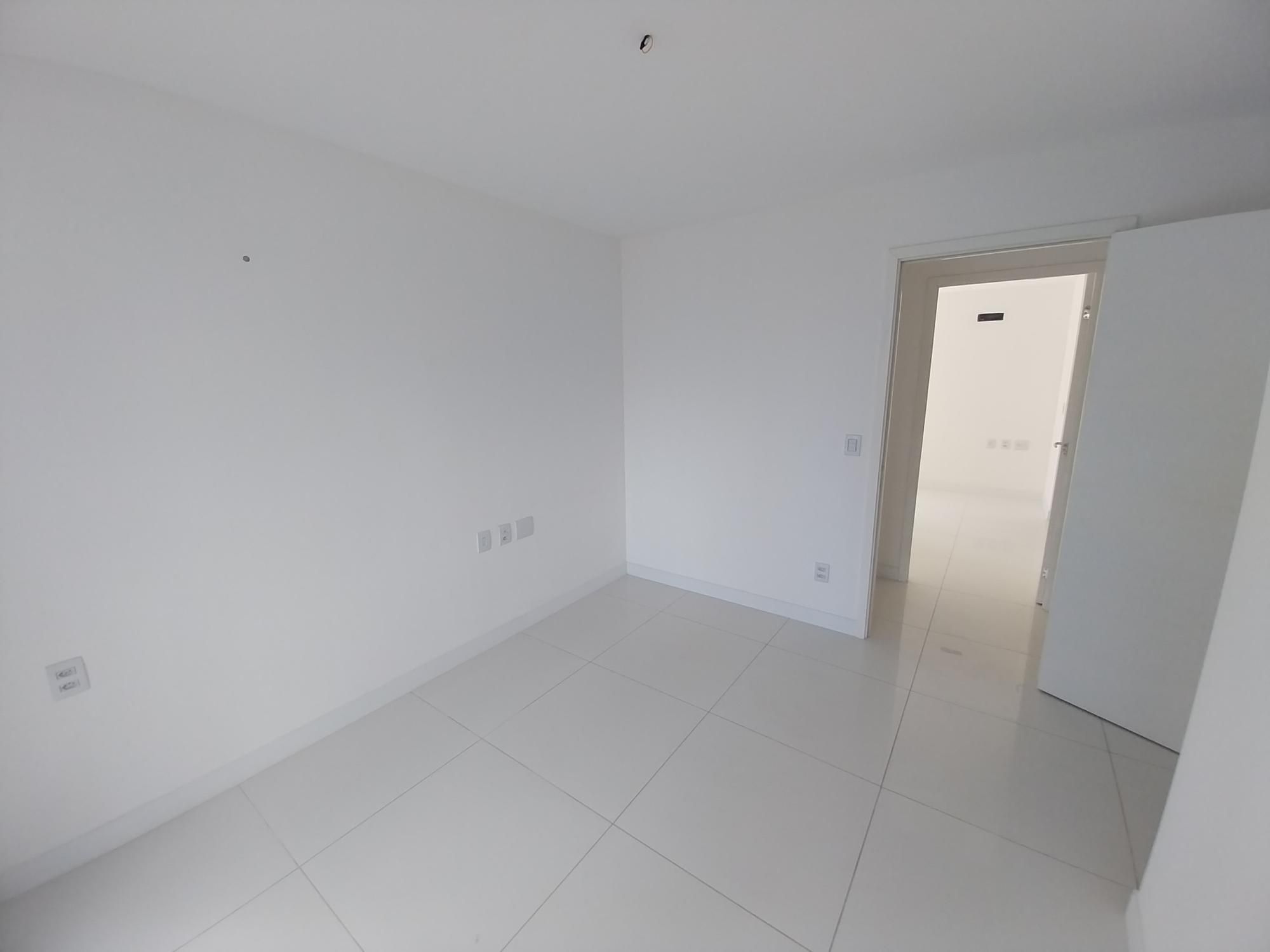 Apartamento à venda com 5 quartos, 271m² - Foto 27