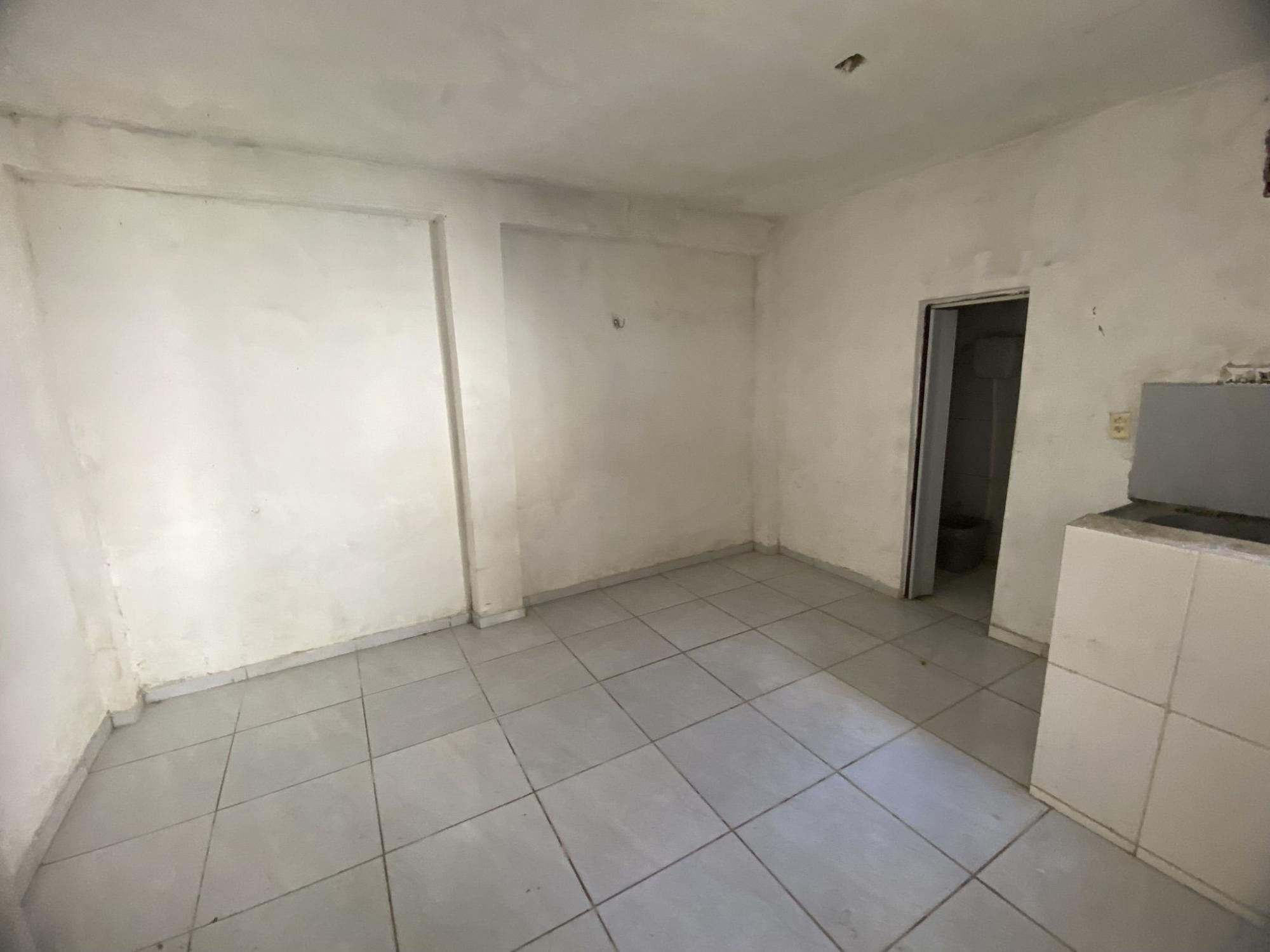 Casa Comercial à venda com 13 quartos, 450m² - Foto 11