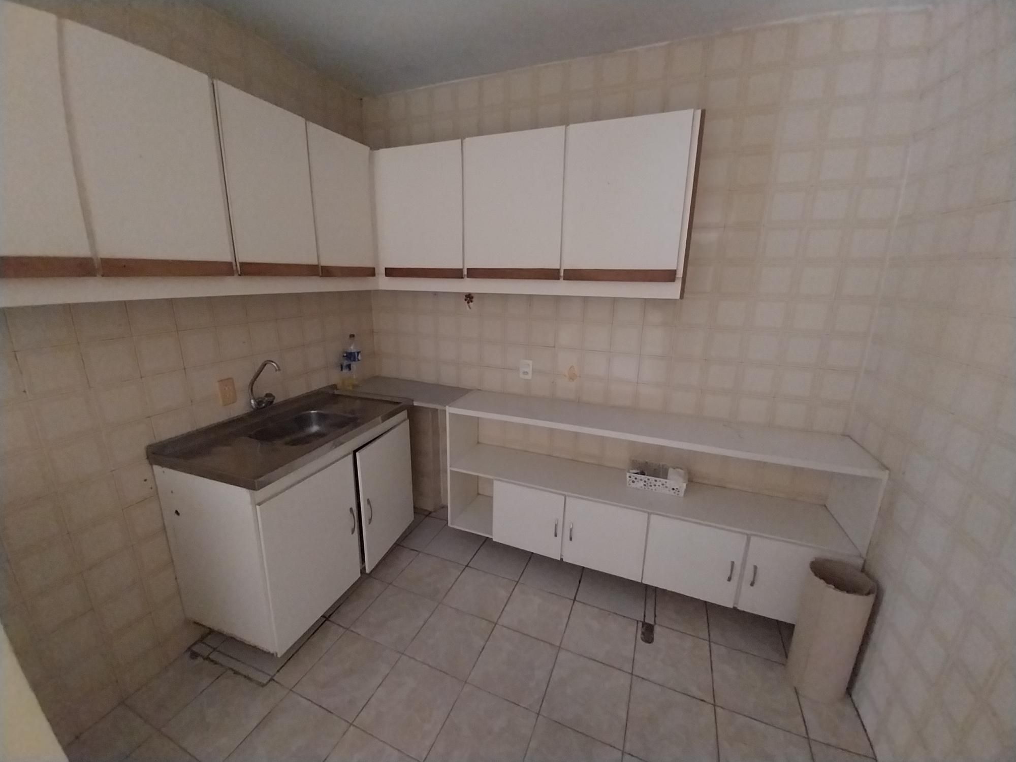 Casa Comercial à venda com 5 quartos, 241m² - Foto 16