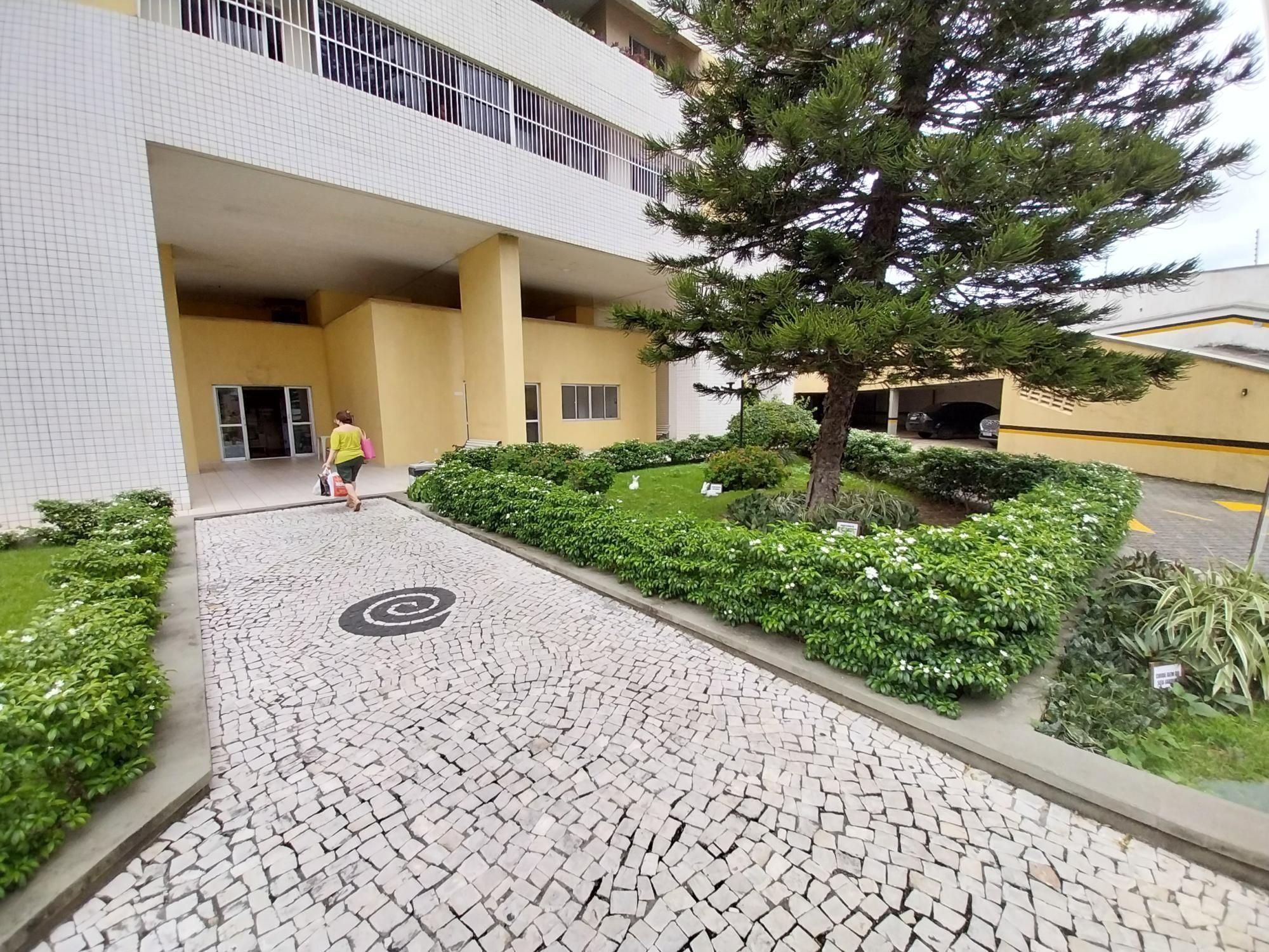 Apartamento à venda com 3 quartos, 107m² - Foto 6
