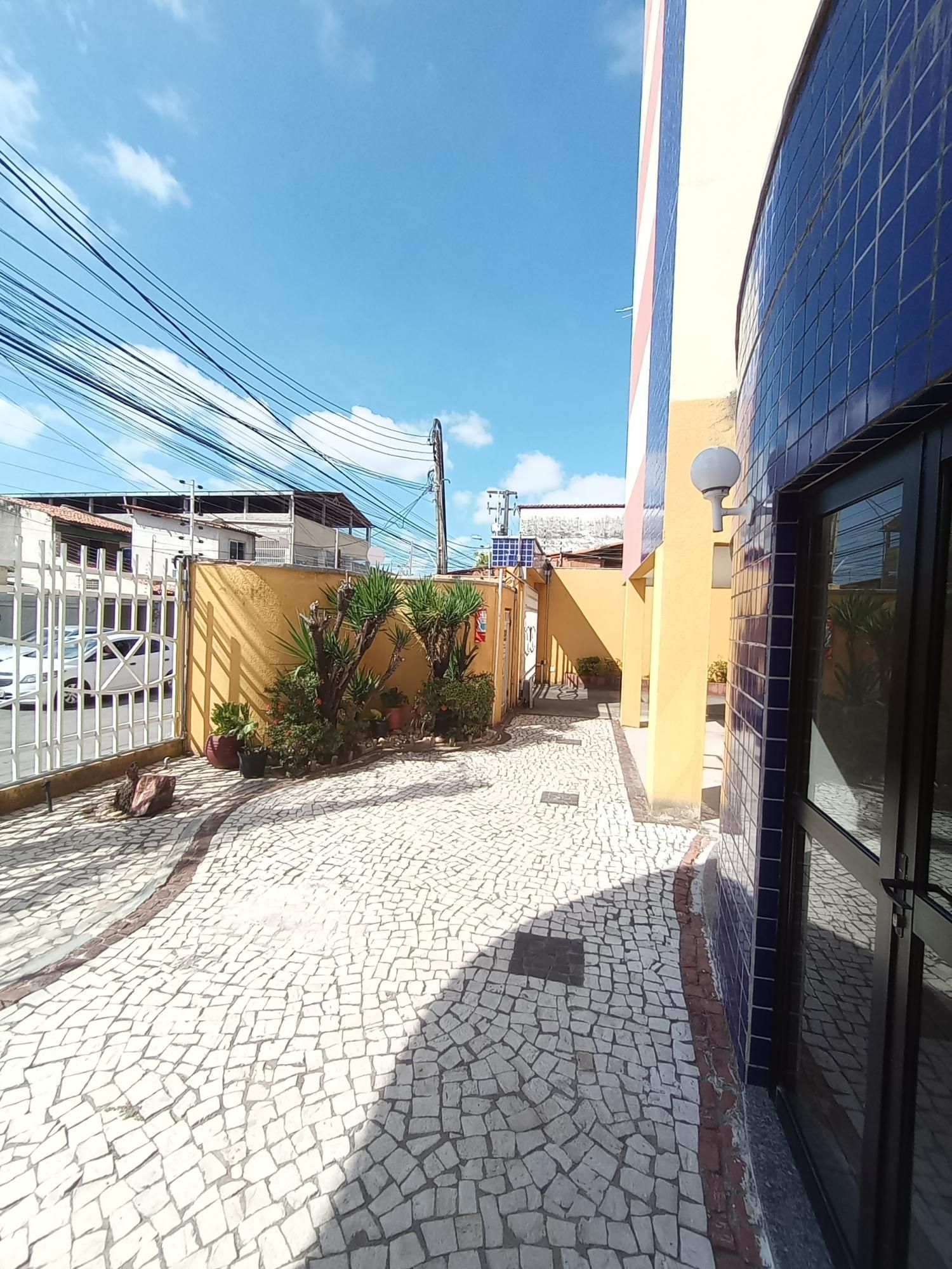 Apartamento para alugar com 3 quartos, 92m² - Foto 4