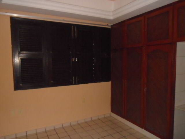 Casa para alugar com 11 quartos, 716m² - Foto 17
