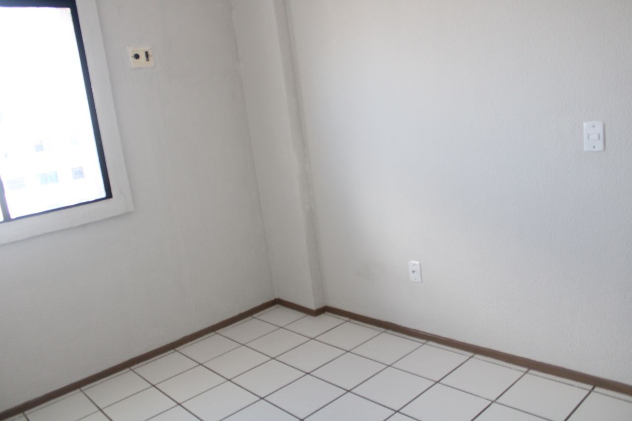 Apartamento para alugar com 3 quartos, 65m² - Foto 35