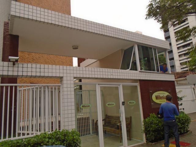 Apartamento para alugar com 3 quartos, 60m² - Foto 2