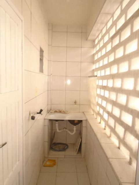 Apartamento para alugar com 2 quartos, 60m² - Foto 13