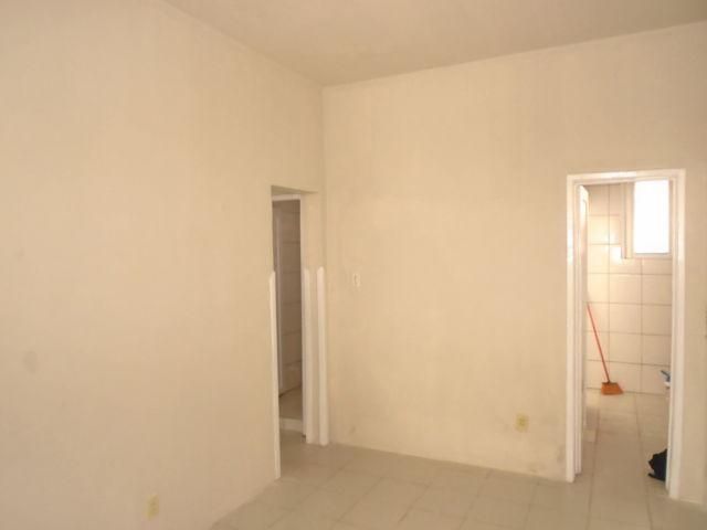 Apartamento para alugar com 2 quartos, 60m² - Foto 9