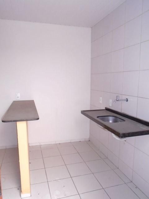 Casa para alugar com 2 quartos, 42m² - Foto 5