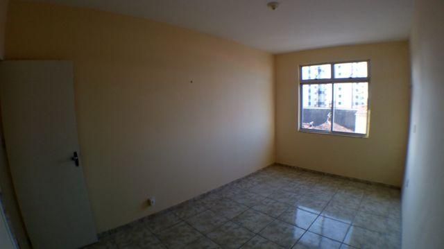 Apartamento para alugar com 3 quartos, 83m² - Foto 10