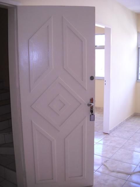 Apartamento para alugar com 3 quartos, 83m² - Foto 2