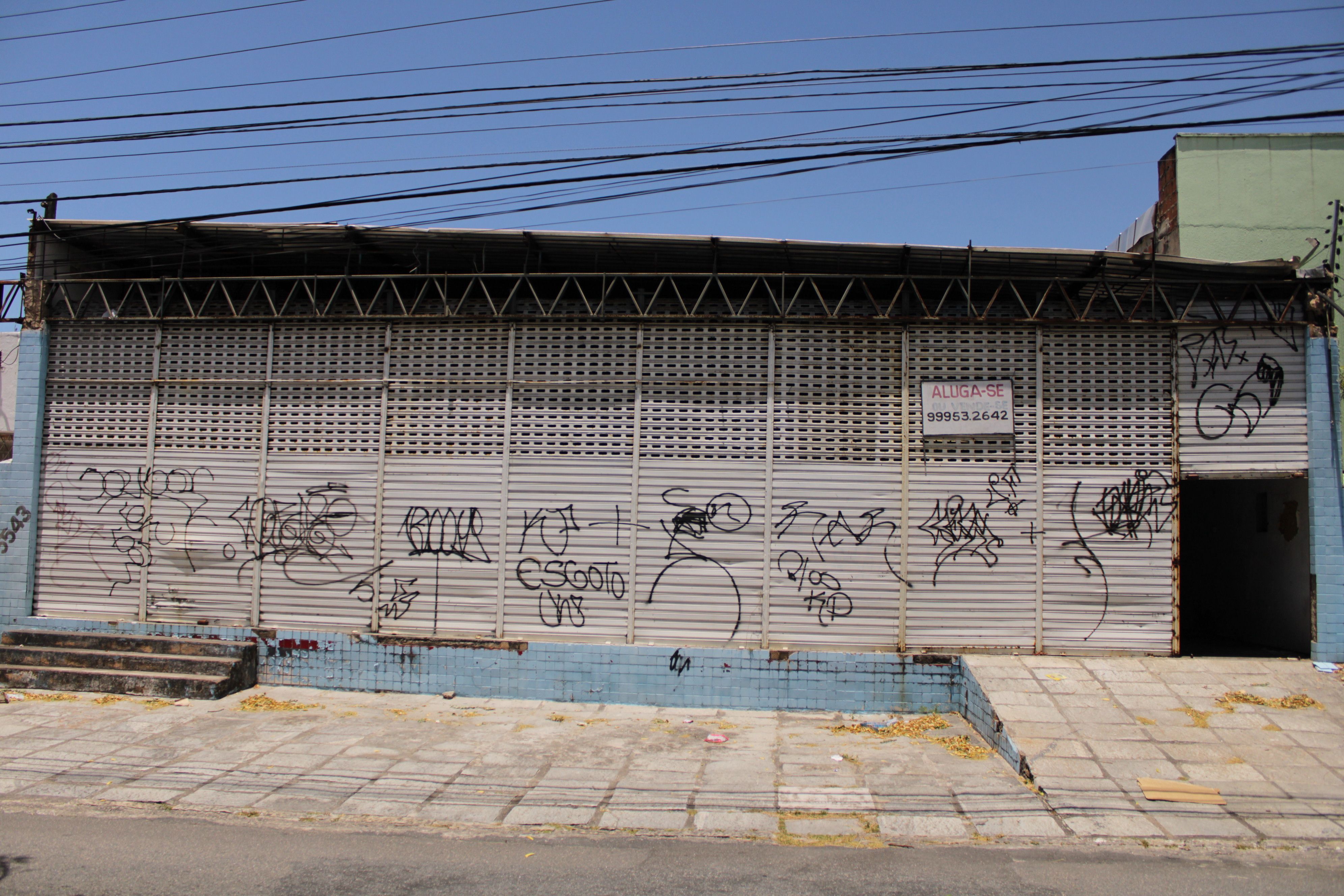 Casas com área de serviço para alugar em Vila União, Fortaleza, CE