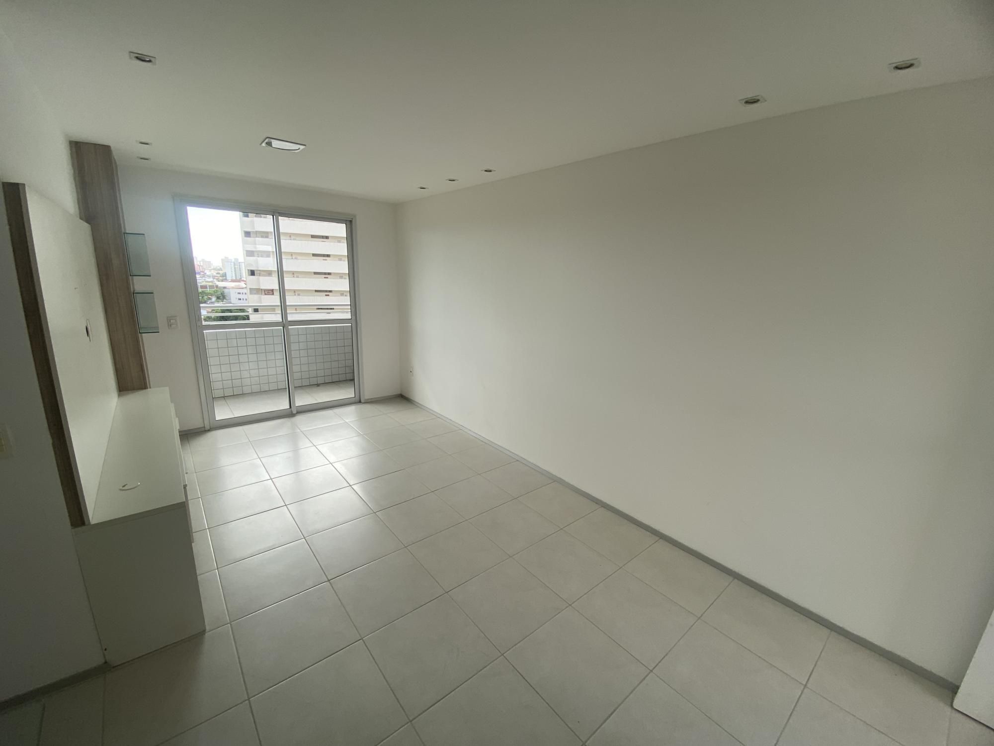 Apartamento à venda com 3 quartos, 84m² - Foto 4