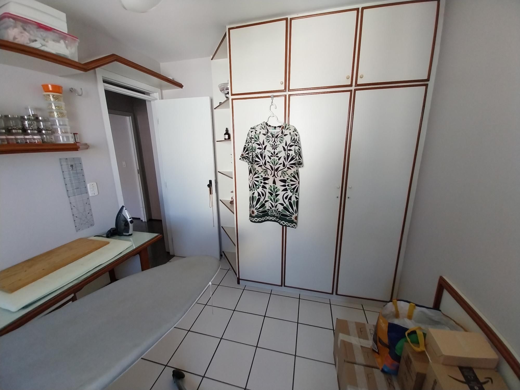 Apartamento à venda com 4 quartos, 140m² - Foto 35