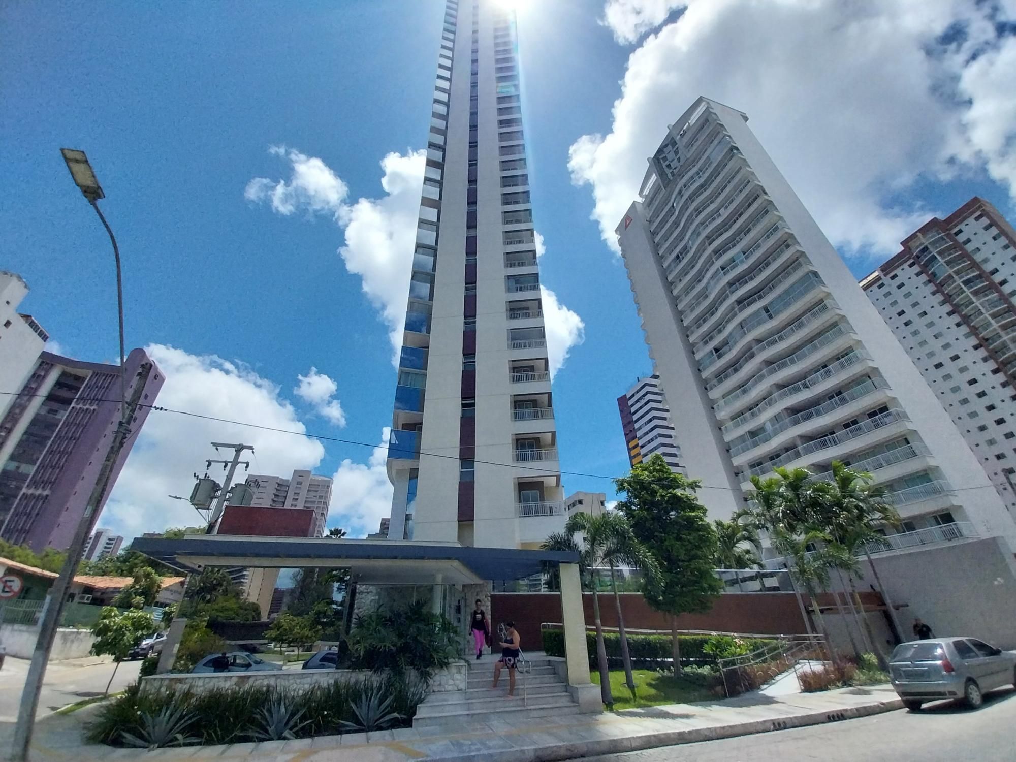 Apartamento à venda com 5 quartos, 271m² - Foto 1