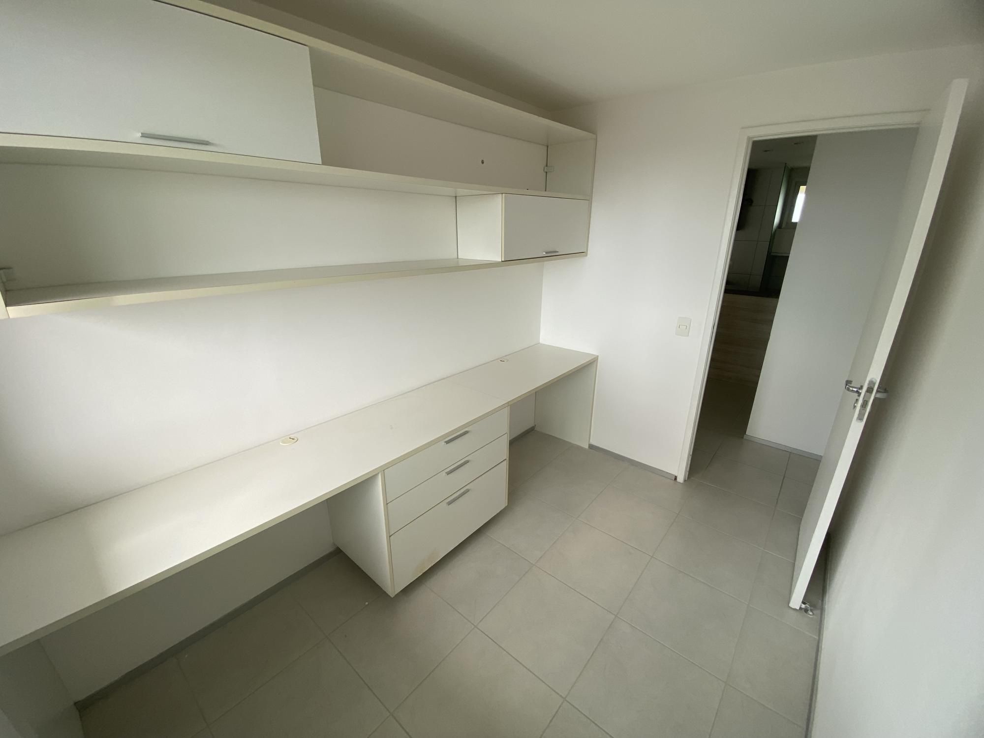 Apartamento à venda com 3 quartos, 89m² - Foto 19