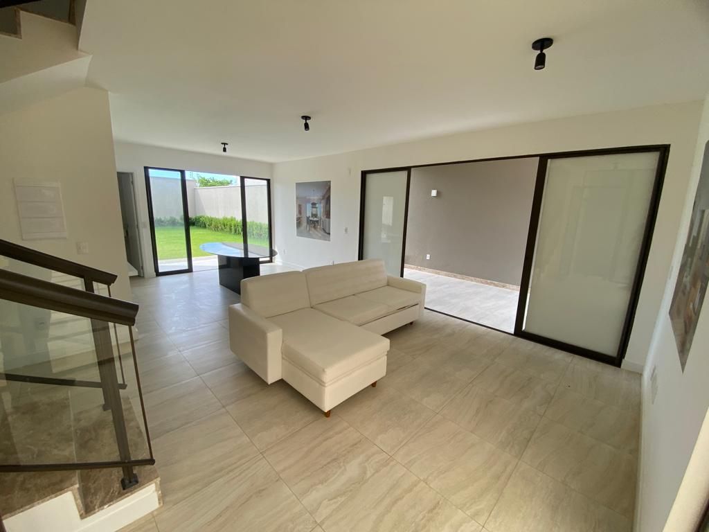 Casa à venda com 3 quartos, 148m² - Foto 8