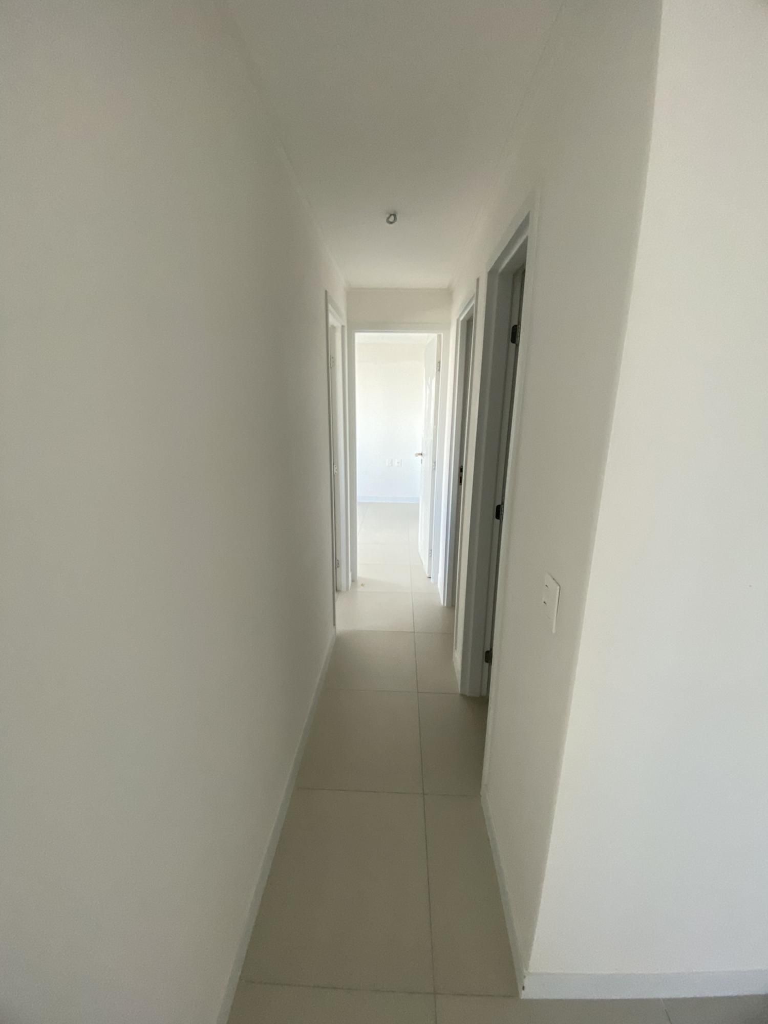 Apartamento à venda com 3 quartos, 101m² - Foto 7