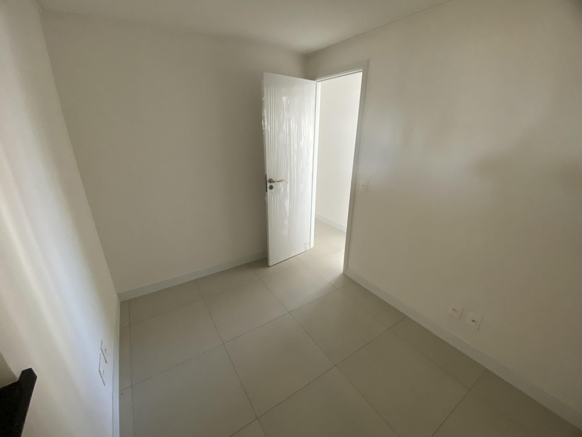 Apartamento à venda com 3 quartos, 101m² - Foto 10