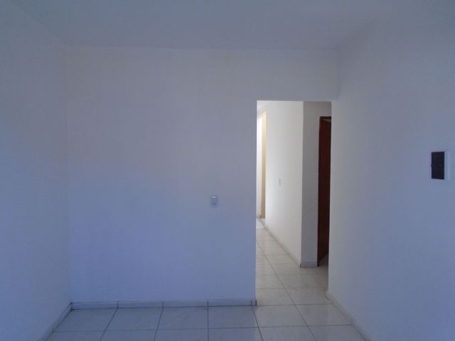 Casa para alugar com 2 quartos, 60m² - Foto 5