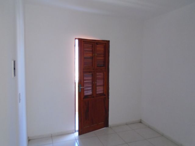 Casa para alugar com 2 quartos, 60m² - Foto 4