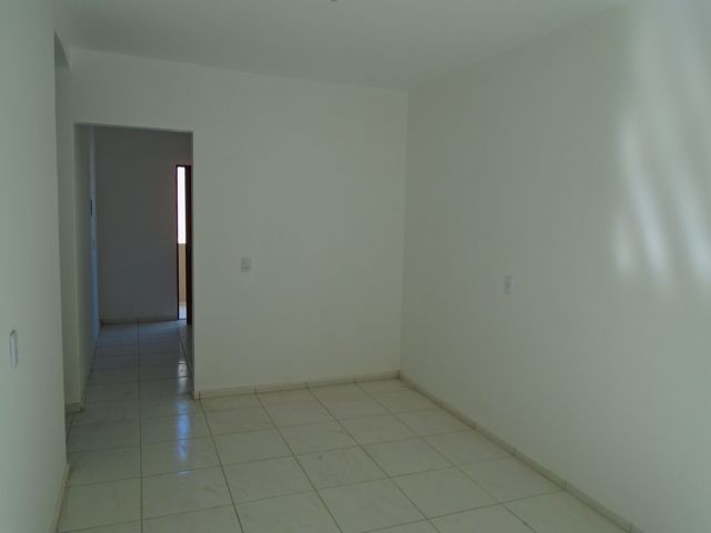 Casa para alugar com 2 quartos, 60m² - Foto 7