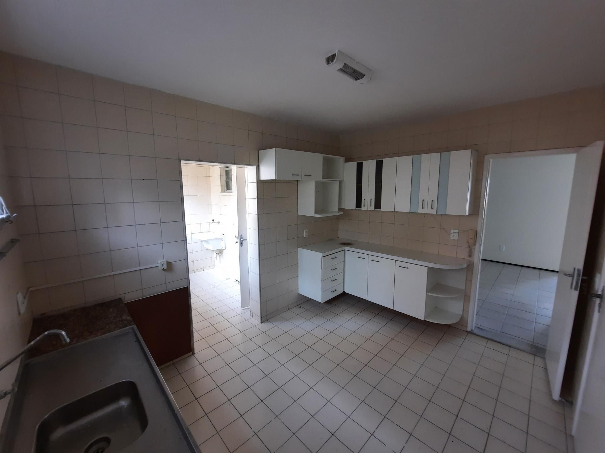 Apartamento à venda com 3 quartos, 126m² - Foto 15