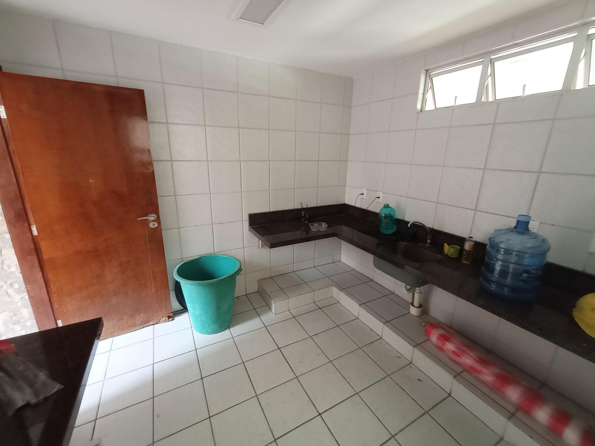 Apartamento à venda com 3 quartos, 260m² - Foto 8