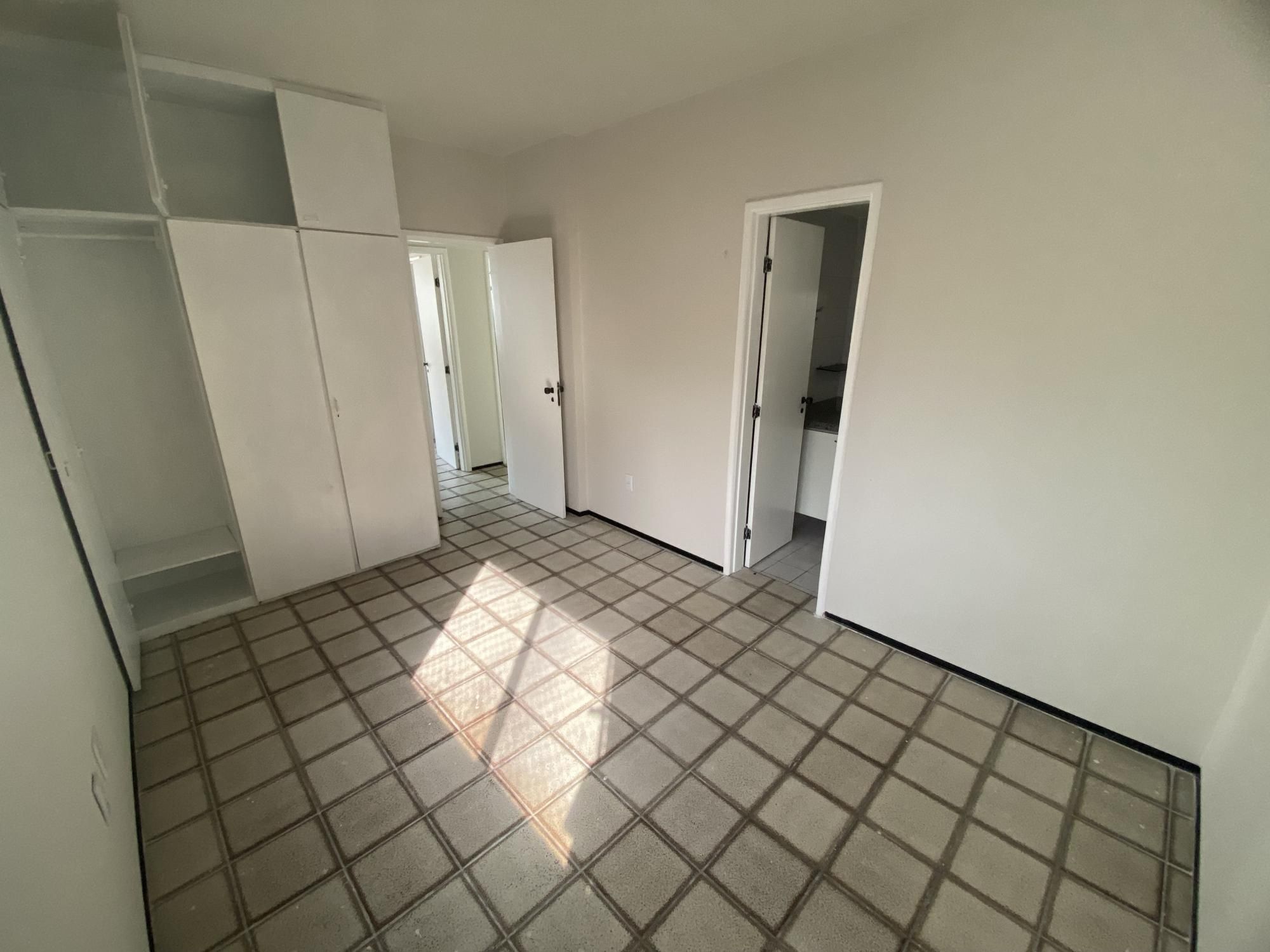 Apartamento à venda com 3 quartos, 113m² - Foto 18